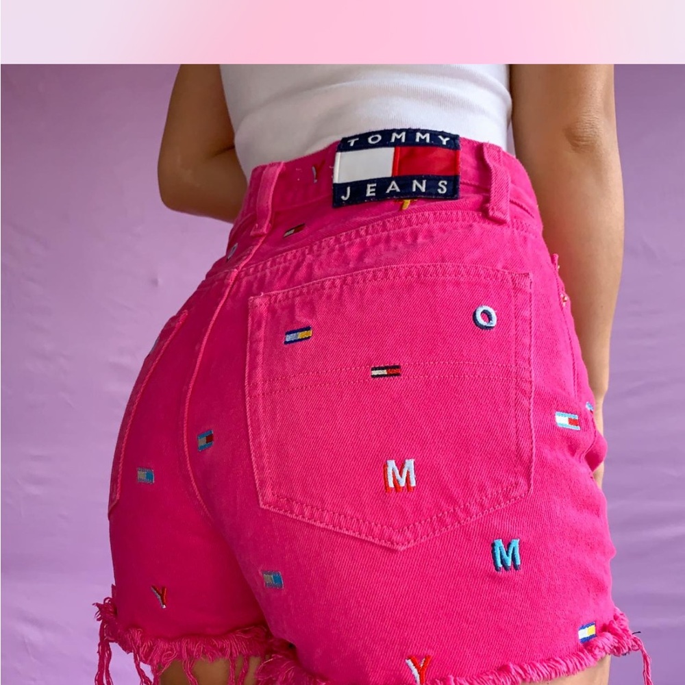 Tommy Hilfiger Women's Pink Embroidered Shorts